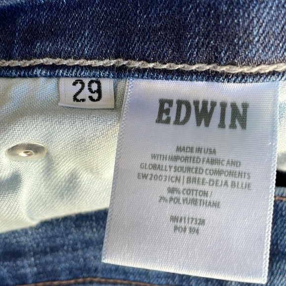 Edwin Cropped Jeans - Picture 4 of 4